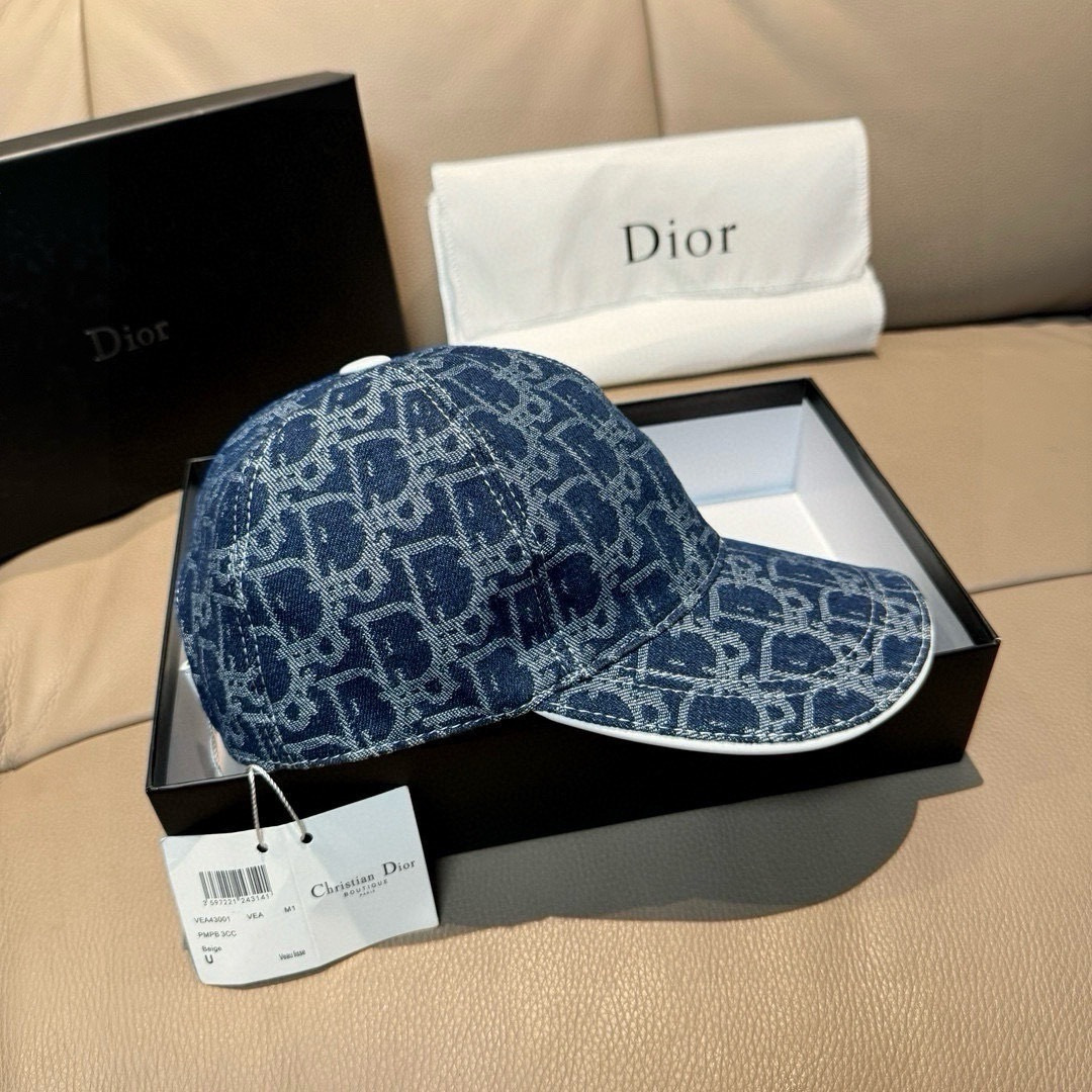 配盒子布袋，Dior(迪奥)新款原单棒球帽， Dior老花，复古韵味十足，专柜断货热门，1:1开模订制，
