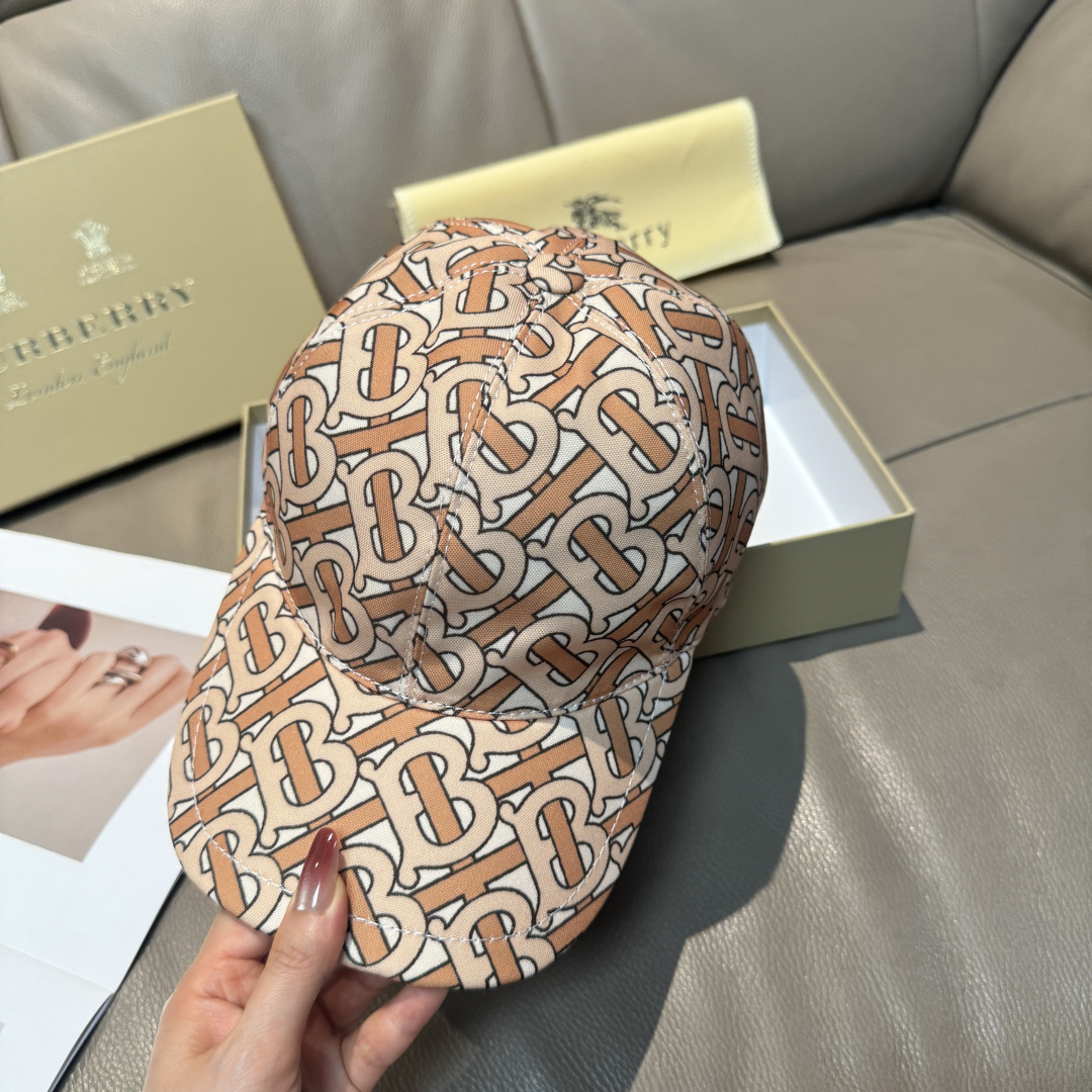 配盒子布袋，Burberry（巴宝莉）最新款棒球帽，正品开模订制，全新TB图纹，原版印花面料，做工细致无