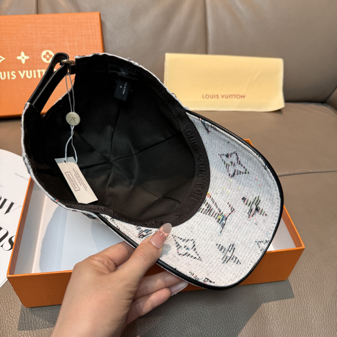 配盒子布袋，LV(路易威登)新款原单棒球帽，大logo提花，1:1开模订制，原版牛仔布料，做工细致完美，