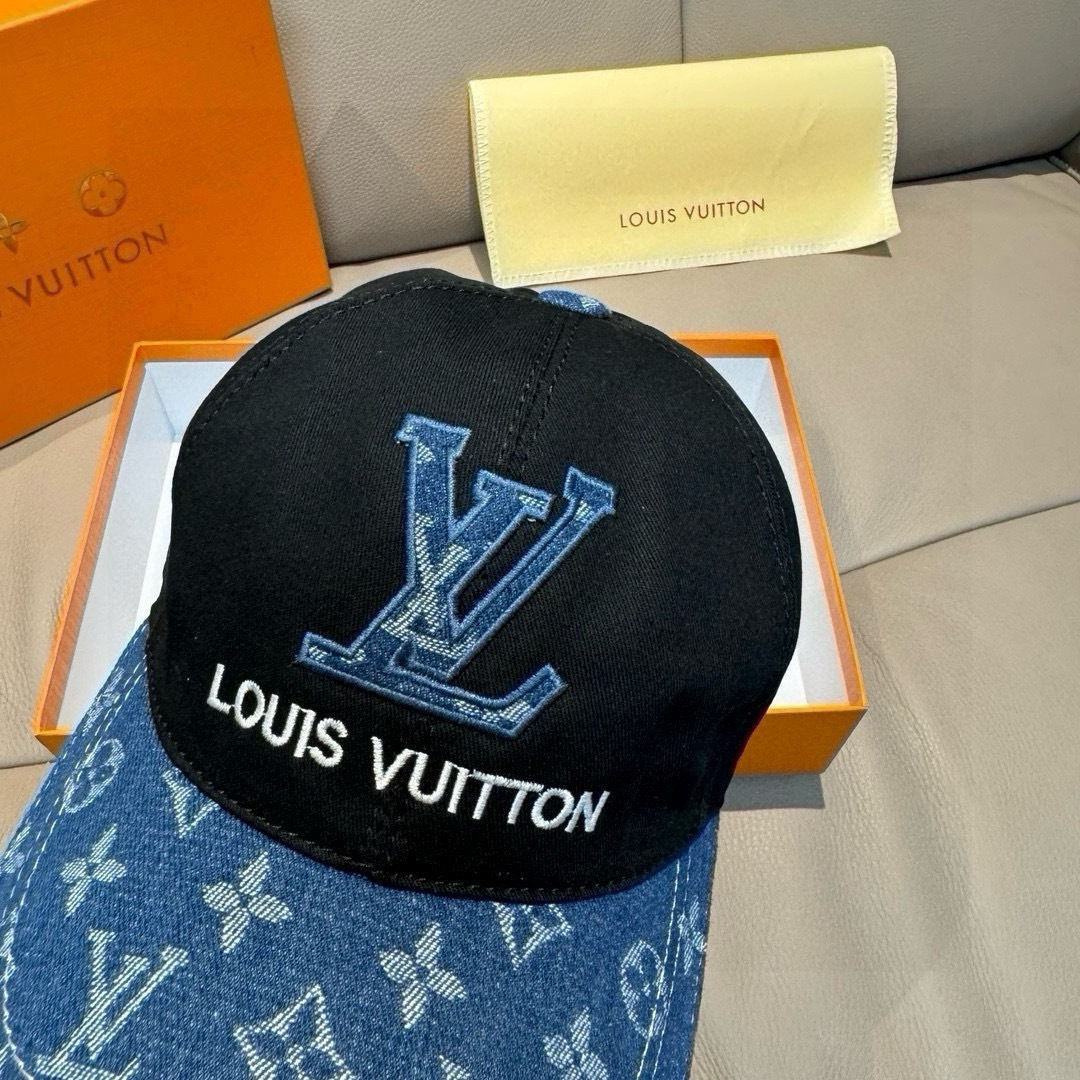 新款出货！配盒子布袋，LV(路易威登)新款原单棒球帽，老花拼接，1:1开模订制，原版纯棉布料+专柜老花布