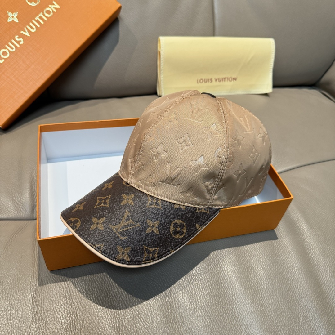 配盒子布袋，LV(路易威登)新款原单棒球帽，老花拼接，1:1开模订制，原版印花绸缎面料+专柜老花皮，做工