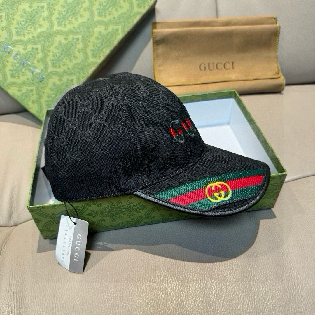 配盒子布袋，Gucci(古奇)新款原单棒球帽，双G织带。1:1开模订制，重工刺绣，细节可媲美专柜，原版帆