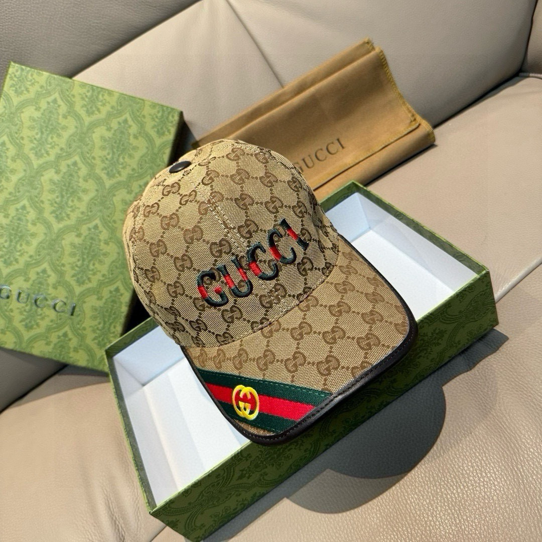 配盒子布袋，Gucci(古奇)新款原单棒球帽，双G织带。1:1开模订制，重工刺绣，细节可媲美专柜，原版帆