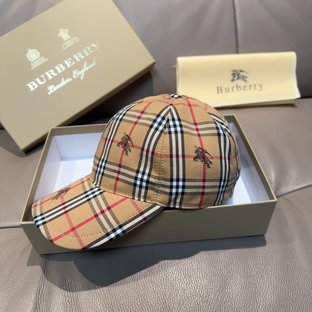 配包装布袋，巴宝莉原单棒球帽， 格子战马，专柜1:1开模订制，纯棉面料+头层牛皮，轻盈透气！实物拍摄，男