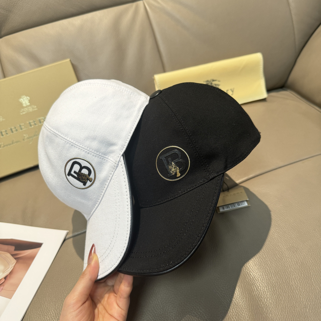 配盒子布袋，Burberry（巴宝莉）最新款原单棒球帽，1:1开模订制，猛虎胶印！原版帆布面料+头层牛皮