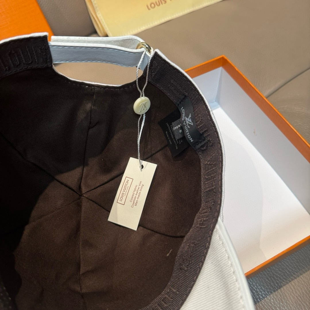 配盒子布袋，LV(路易威登)新款原单棒球帽，LV刺绣，专柜1:1开模订制，原版帆布面料+头层牛皮，精细刺