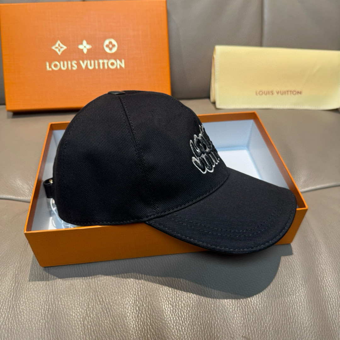 配盒子布袋，LV(路易威登)新款原单棒球帽，LV刺绣，专柜1:1开模订制，原版帆布面料+头层牛皮，精细刺