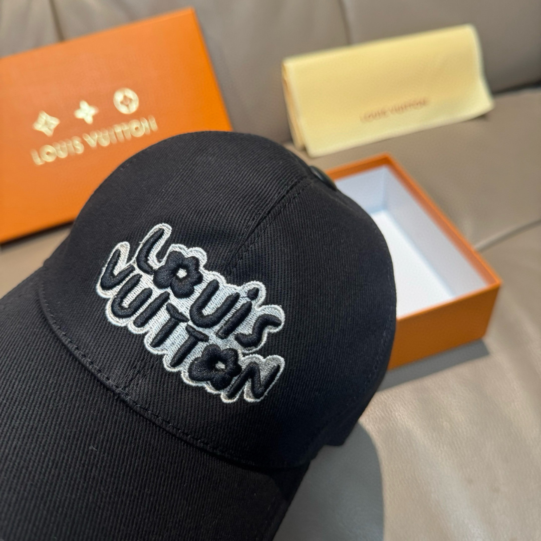 配盒子布袋，LV(路易威登)新款原单棒球帽，LV刺绣，专柜1:1开模订制，原版帆布面料+头层牛皮，精细刺
