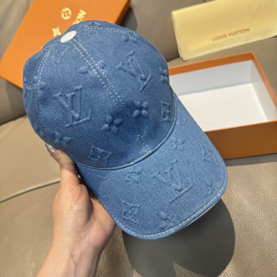 配盒子布袋，LV(路易威登)新款原单棒球帽，大logo压花，1:1开模订制，原版牛仔布料，做工细致完美，