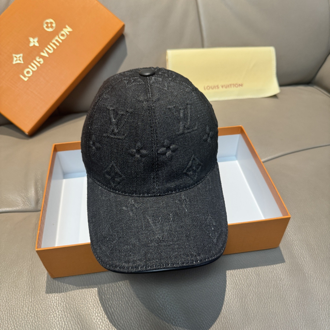 配盒子布袋，LV(路易威登)新款原单棒球帽，大logo压花，1:1开模订制，原版牛仔布料，做工细致完美，