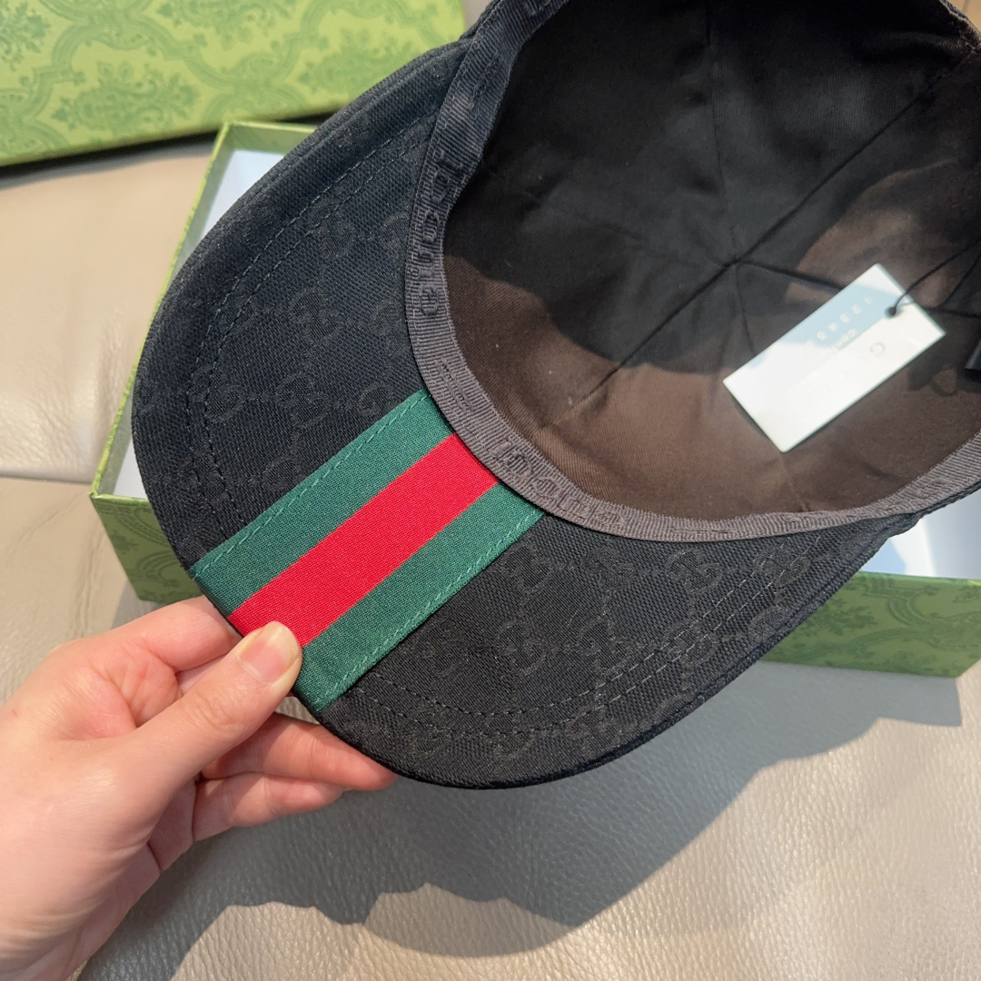 原单版本出货！配盒子布袋，Gucci(古奇)最新原单棒球帽，宽版织带。专柜1:1开模订制，最高版本，原版