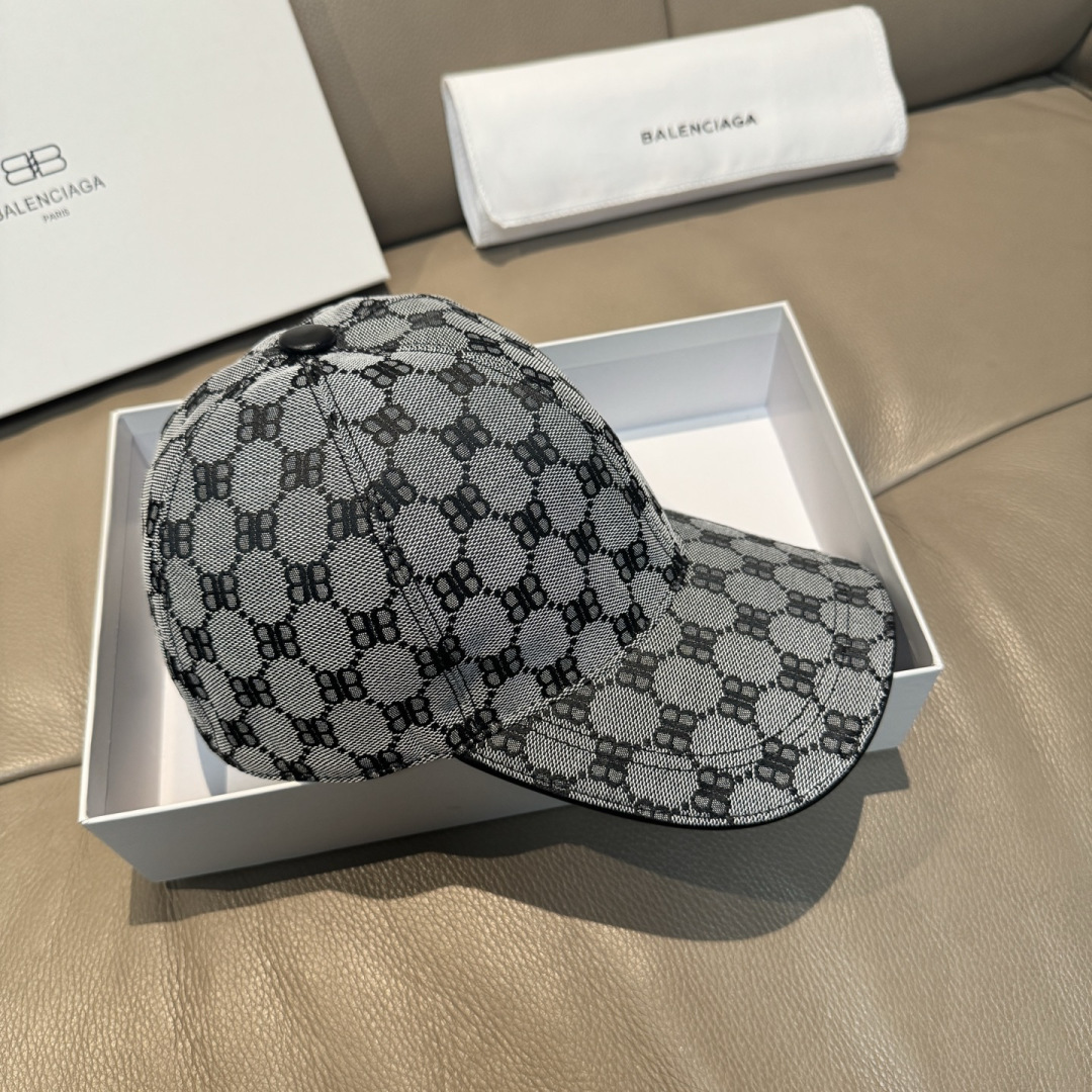 配盒子布袋，Balenciaga（巴黎世家）新款原单棒球帽， 专柜1:1开模订制，原版帆布面料+头层牛皮