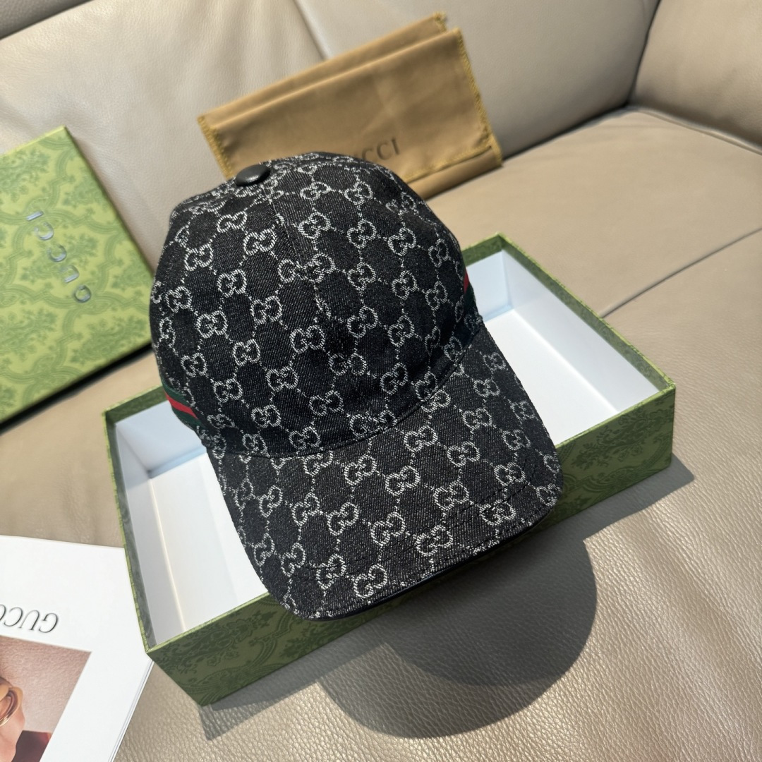 配盒子布袋，Gucci(古奇)经典原单棒球帽，双G牛仔提花，复古设计，专柜1:1开模订制！原版牛仔布料+