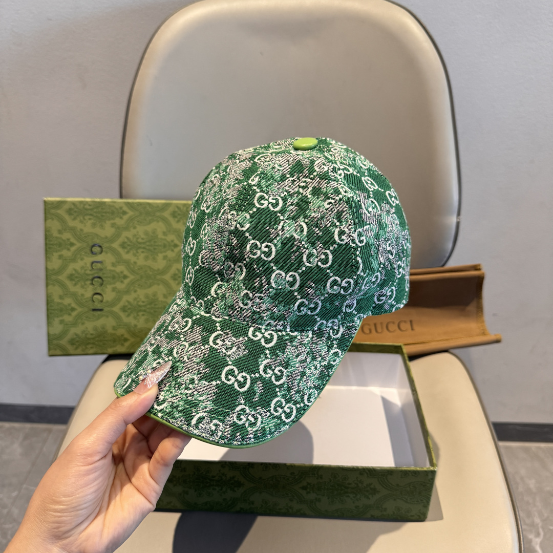 配盒子布袋，Gucci(古奇)经典原单棒球帽，双G牛仔提花，复古设计，专柜1:1开模订制！原版牛仔布料+