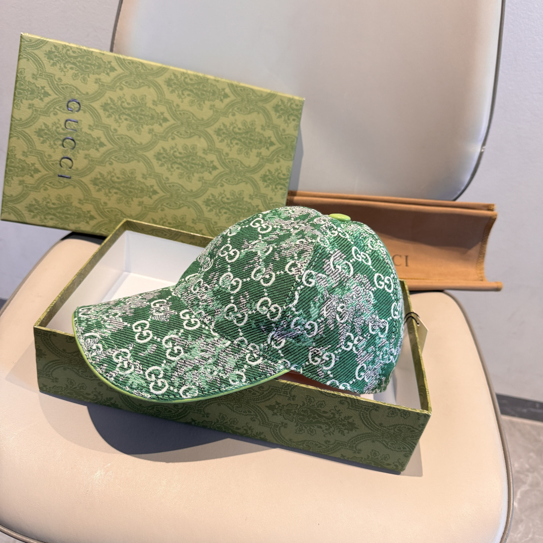 配盒子布袋，Gucci(古奇)经典原单棒球帽，双G牛仔提花，复古设计，专柜1:1开模订制！原版牛仔布料+