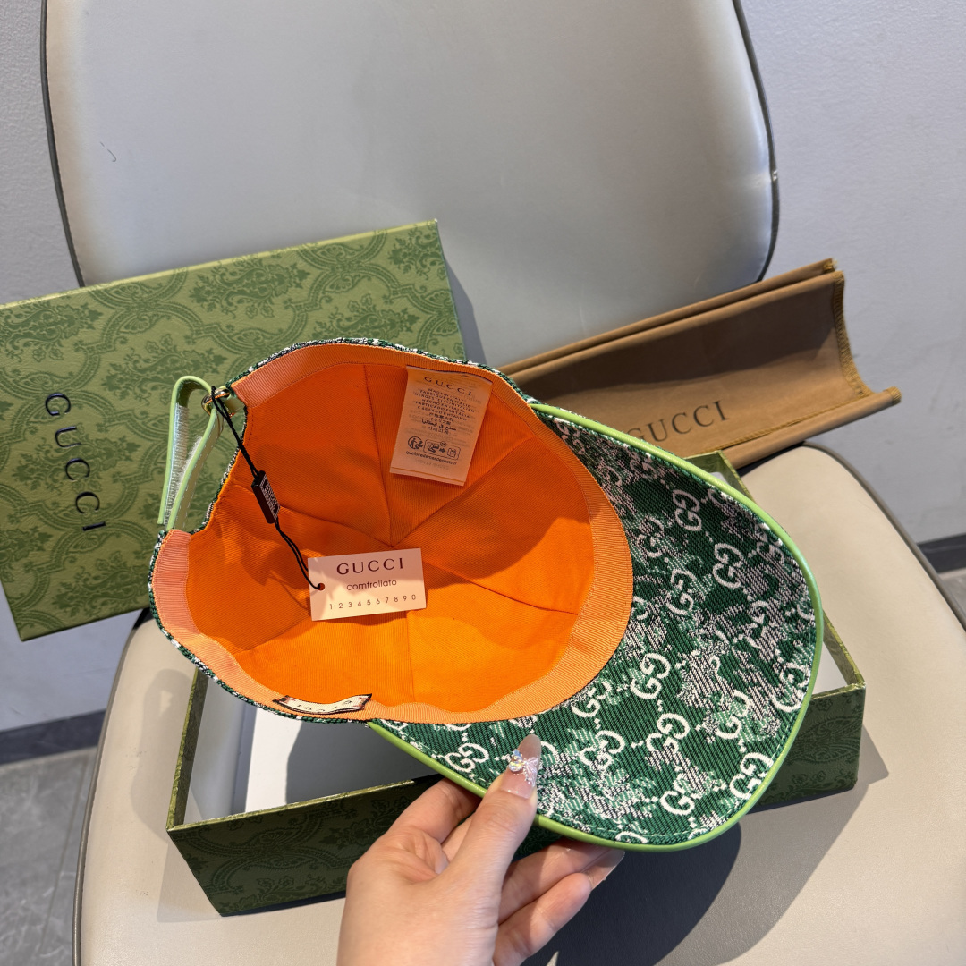 配盒子布袋，Gucci(古奇)经典原单棒球帽，双G牛仔提花，复古设计，专柜1:1开模订制！原版牛仔布料+