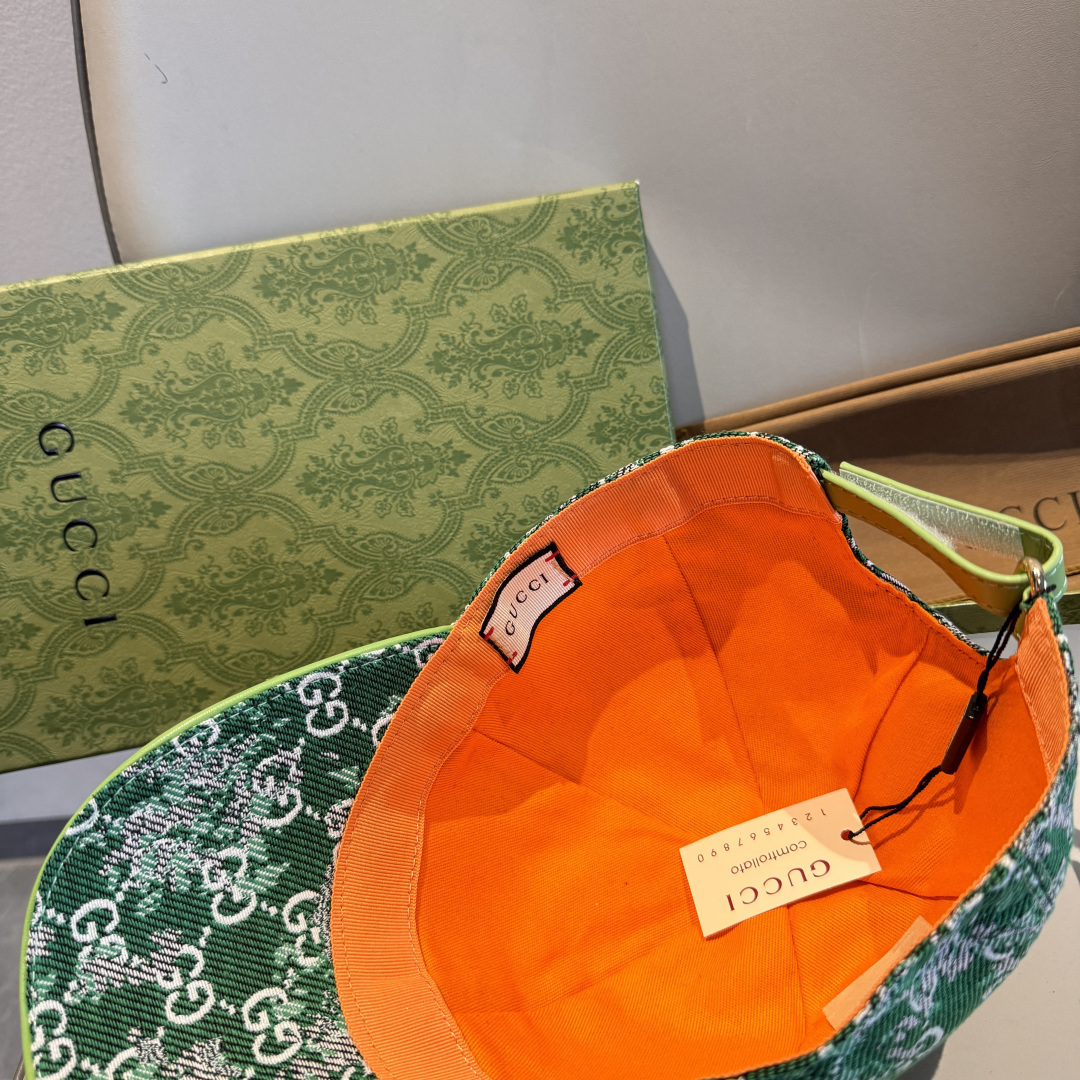 配盒子布袋，Gucci(古奇)经典原单棒球帽，双G牛仔提花，复古设计，专柜1:1开模订制！原版牛仔布料+