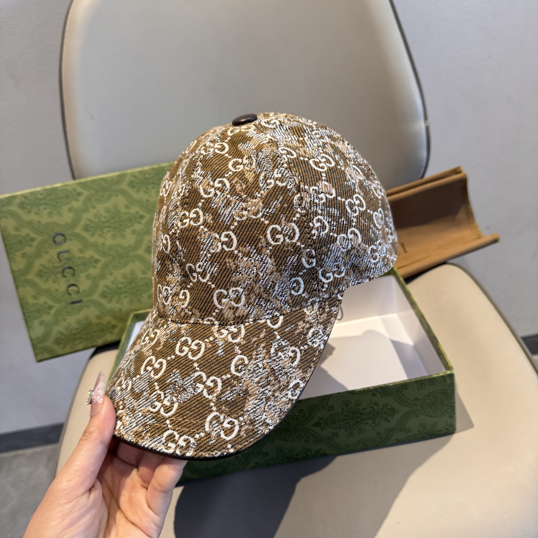 配盒子布袋，Gucci(古奇)经典原单棒球帽，双G牛仔提花，复古设计，专柜1:1开模订制！原版牛仔布料+