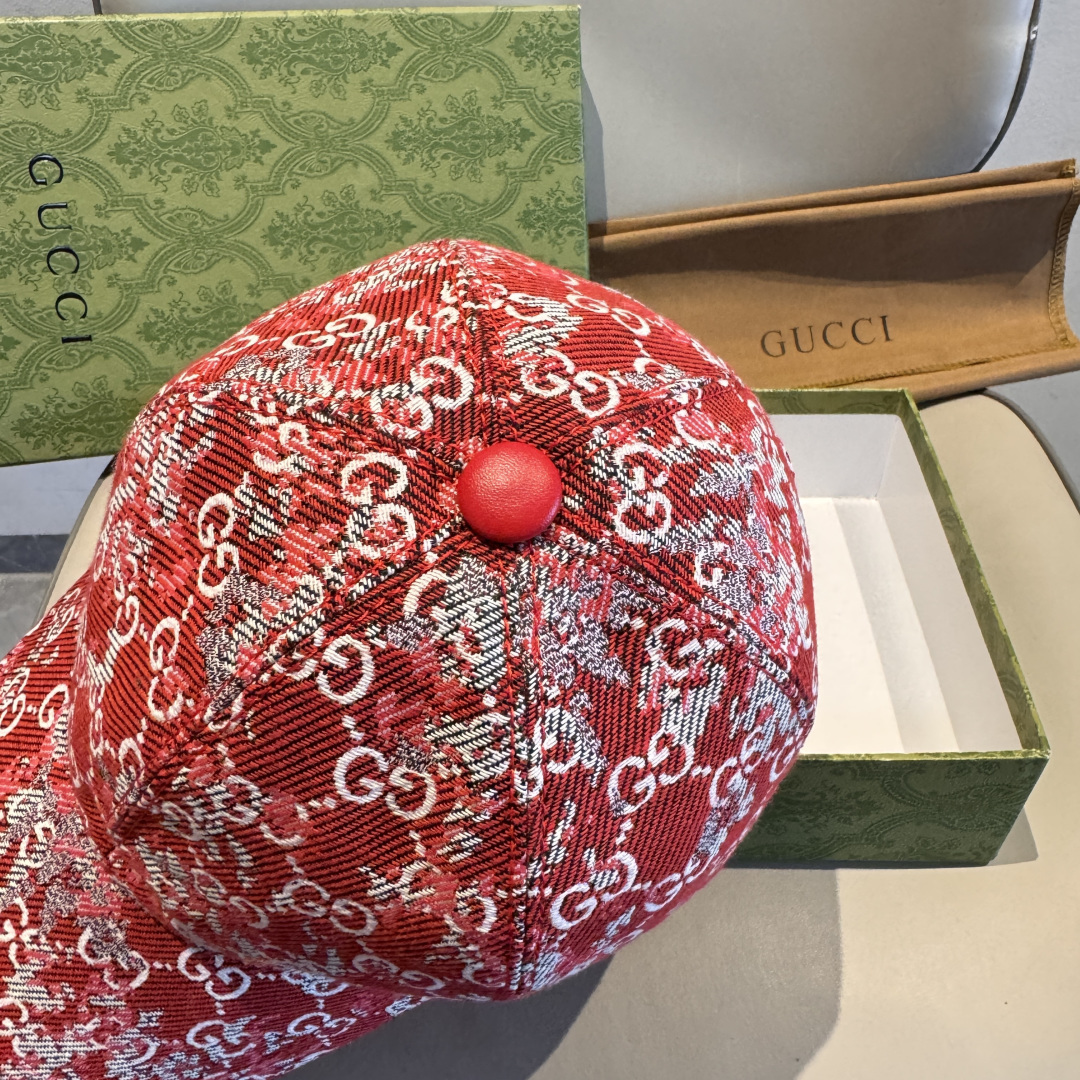 配盒子布袋，Gucci(古奇)经典原单棒球帽，双G牛仔提花，复古设计，专柜1:1开模订制！原版牛仔布料+