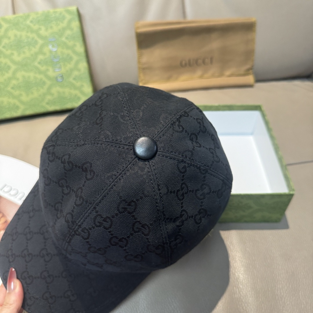 配盒子布袋，Gucci(古奇)春夏新款原单棒球帽， 双G织带，1:1开模订制，原版帆布料+头层牛皮，代购