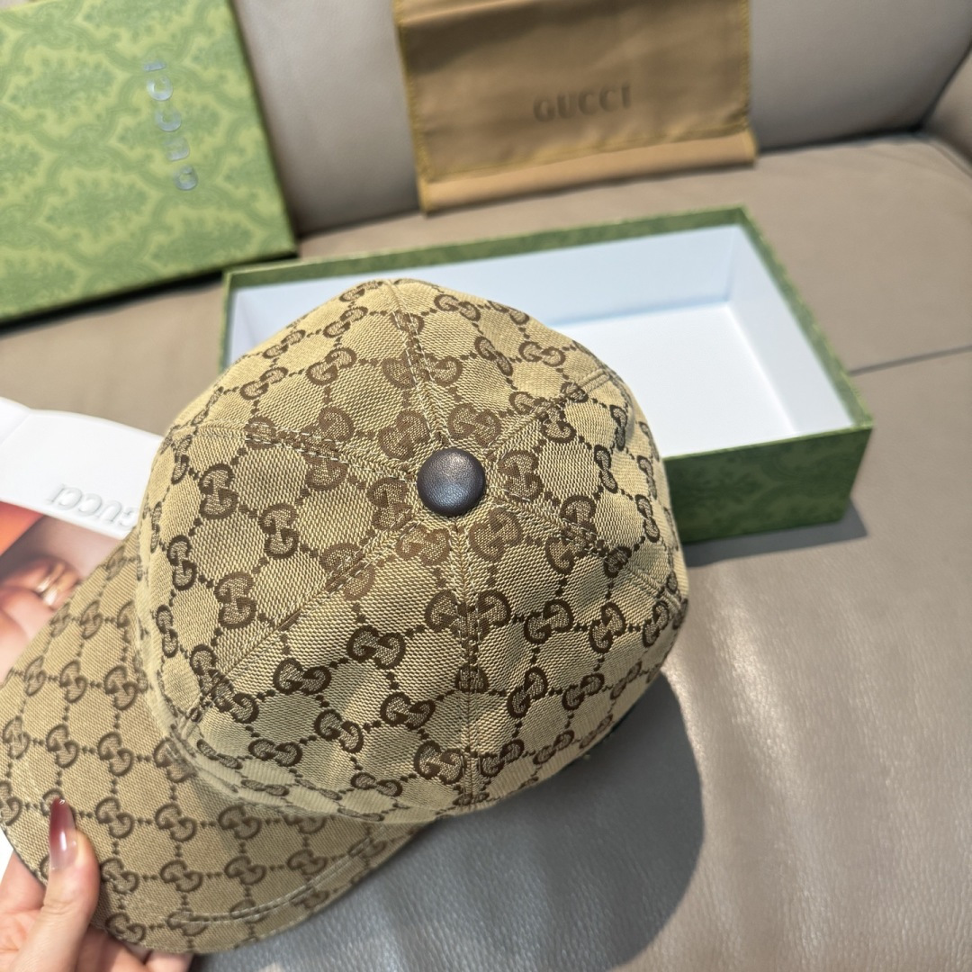 配盒子布袋，Gucci(古奇)春夏新款原单棒球帽， 双G织带，1:1开模订制，原版帆布料+头层牛皮，代购