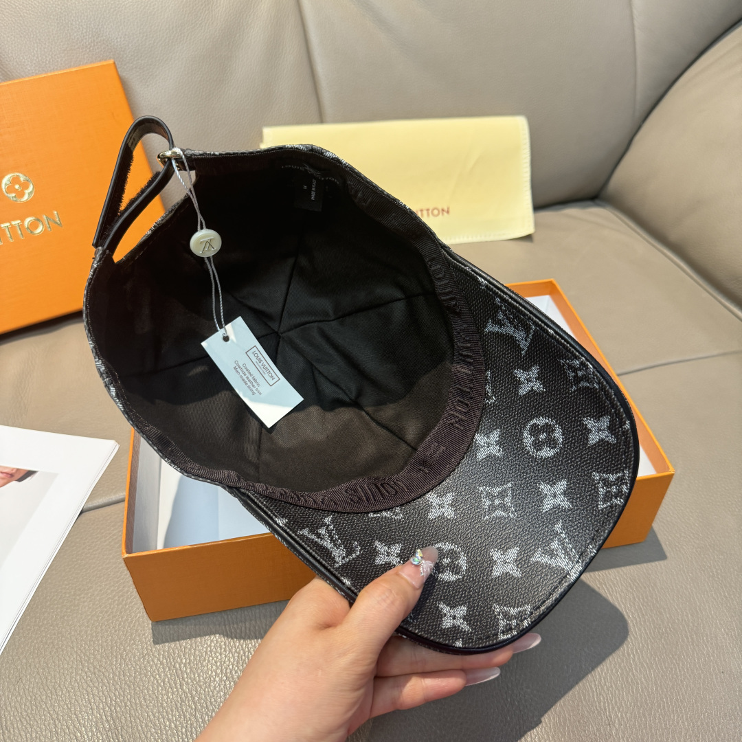 配包装布袋，LV路易威登经典原单棒球帽，经典老花，1:1开模订制，原版专柜PU皮革+头层牛皮包边，长年爆