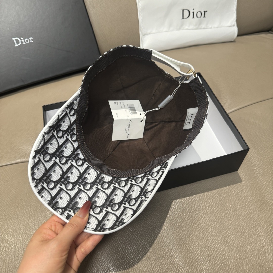 配盒子布袋，Dior(迪奥)新款原单棒球帽， Dior老花，复古韵味十足，专柜断货热门，1:1开模订制，