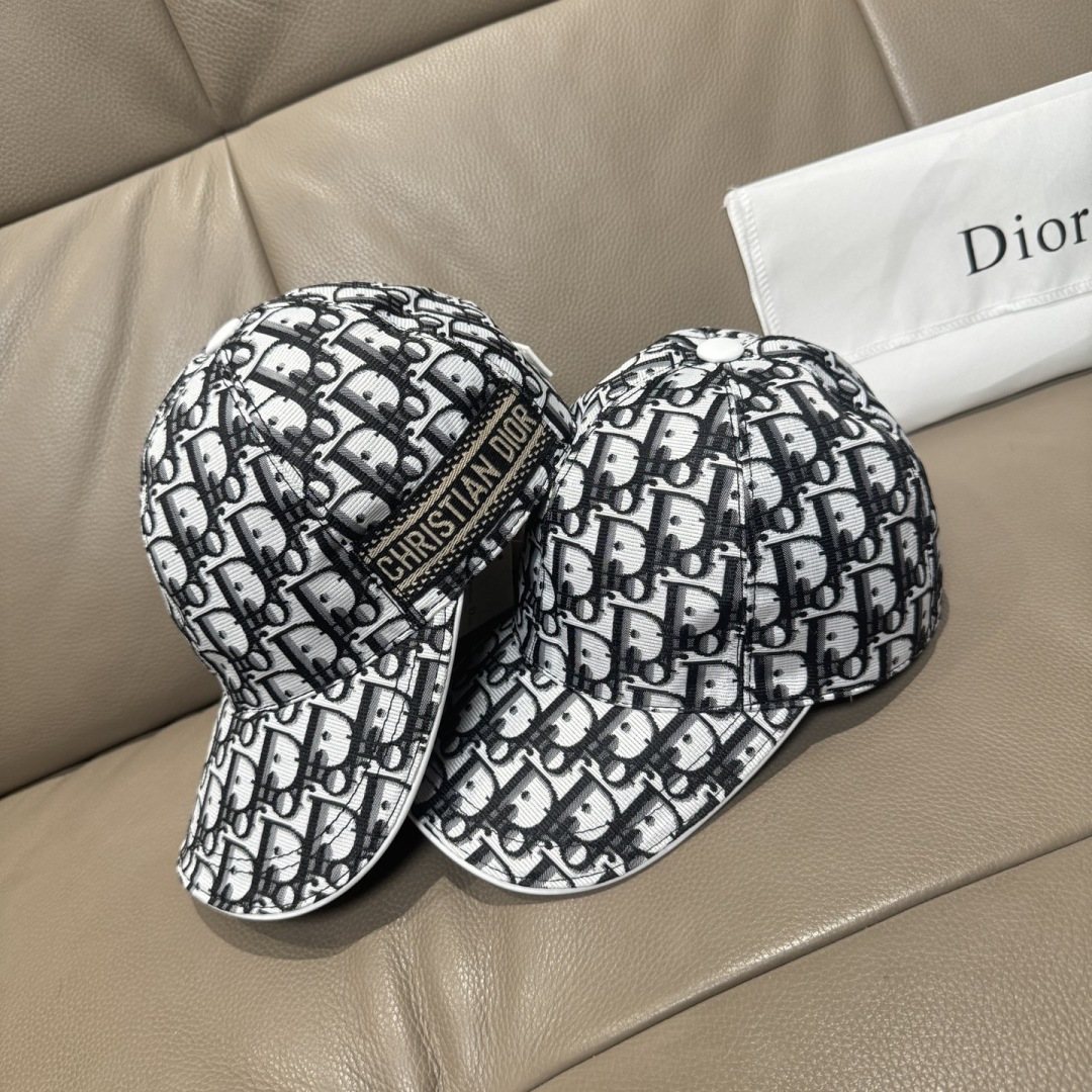 配盒子布袋，Dior(迪奥)新款原单棒球帽， Dior老花，复古韵味十足，专柜断货热门，1:1开模订制，
