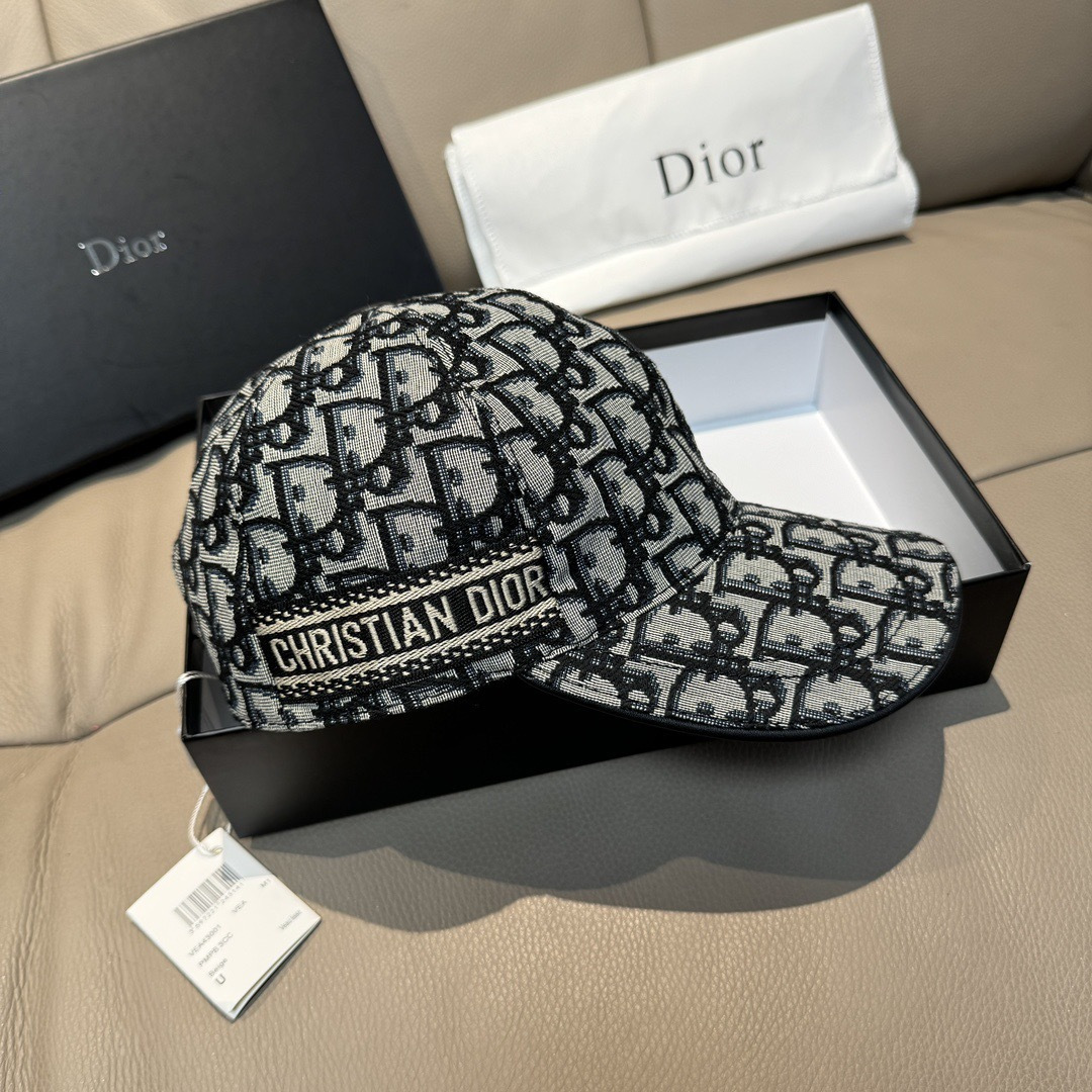 配盒子布袋，Dior(迪奥)新款原单棒球帽， Dior老花，复古韵味十足，专柜断货热门，1:1开模订制，