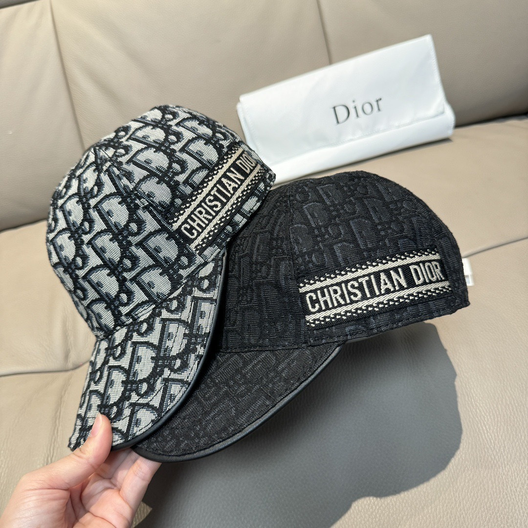 配盒子布袋，Dior(迪奥)新款原单棒球帽， Dior老花，复古韵味十足，专柜断货热门，1:1开模订制，