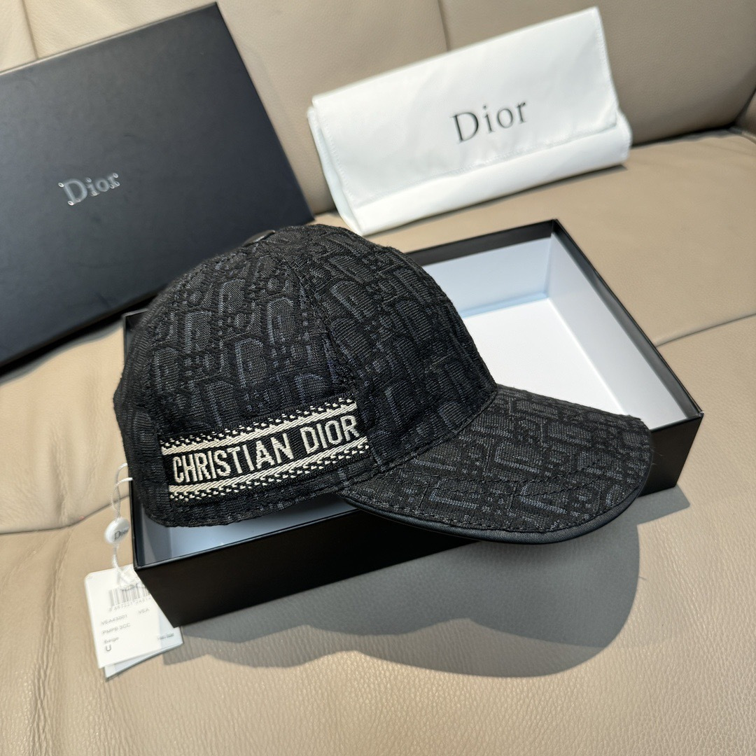 配盒子布袋，Dior(迪奥)新款原单棒球帽， Dior老花，复古韵味十足，专柜断货热门，1:1开模订制，