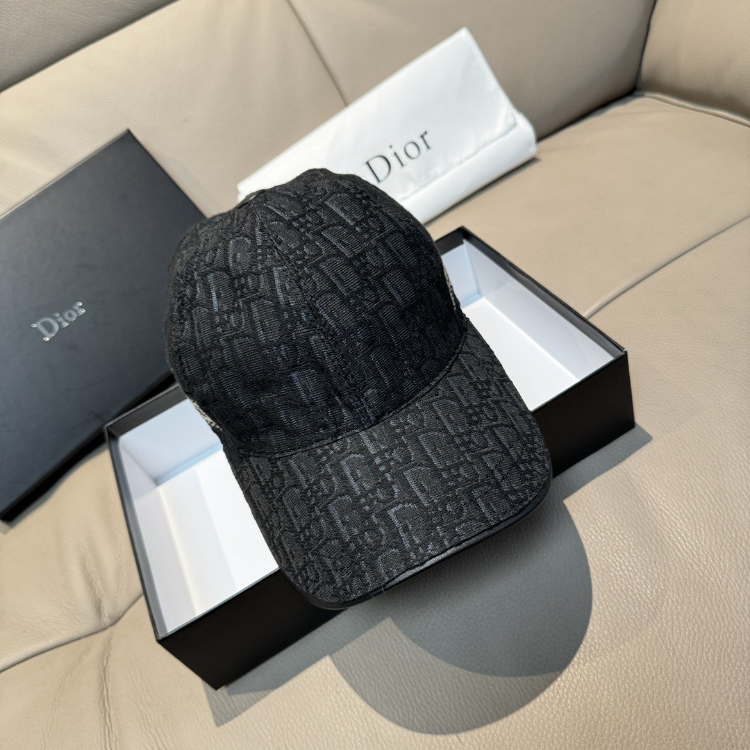 配盒子布袋，Dior(迪奥)新款原单棒球帽， Dior老花，复古韵味十足，专柜断货热门，1:1开模订制，