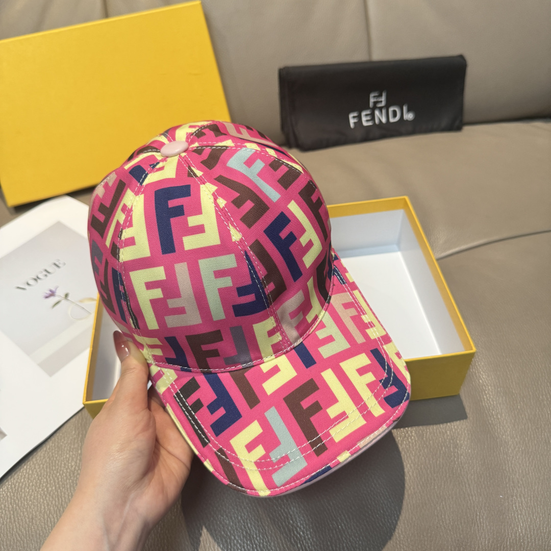 配盒子布袋，Fendi（芬迪）新款原单棒球帽， 双F提花，专柜常年热卖款，口碑极佳，1:1开模订制，原版