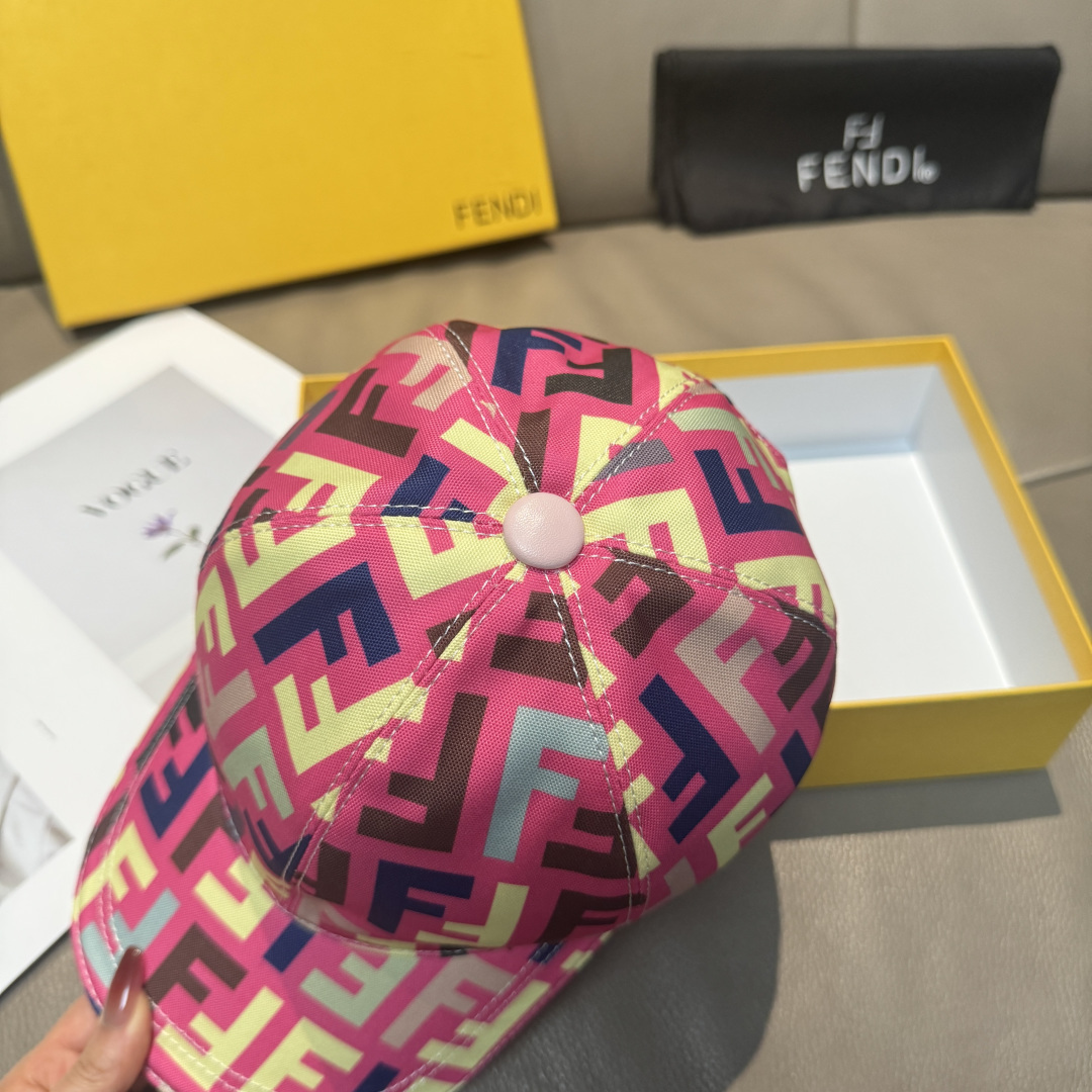配盒子布袋，Fendi（芬迪）新款原单棒球帽， 双F提花，专柜常年热卖款，口碑极佳，1:1开模订制，原版