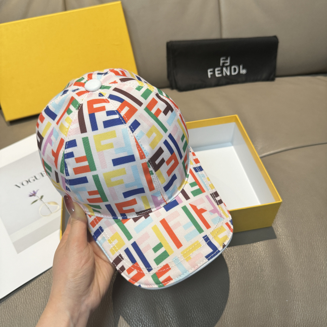 配盒子布袋，Fendi（芬迪）新款原单棒球帽， 双F提花，专柜常年热卖款，口碑极佳，1:1开模订制，原版