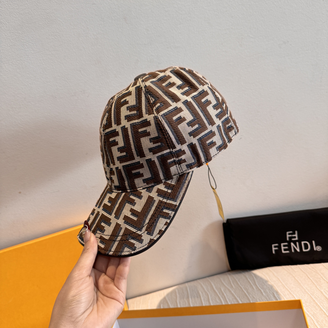 新款出货！配盒子布袋，Fendi（芬迪）新款原单棒球帽， 双F提花，专柜常年热卖款，口碑极佳，1:1开模