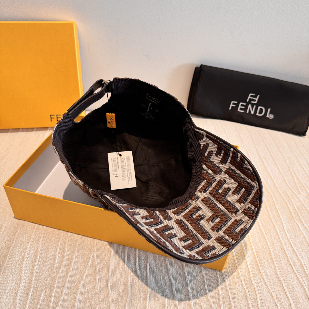 新款出货！配盒子布袋，Fendi（芬迪）新款原单棒球帽， 双F提花，专柜常年热卖款，口碑极佳，1:1开模