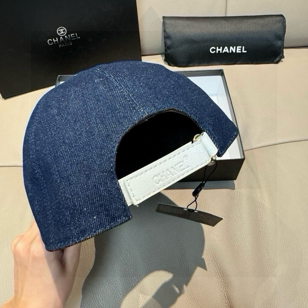 配盒子布袋，Chanel(香奈儿)新款原单棒球帽， 牛仔双C刺绣,专柜1:1开模订制，原版牛仔布料+头层