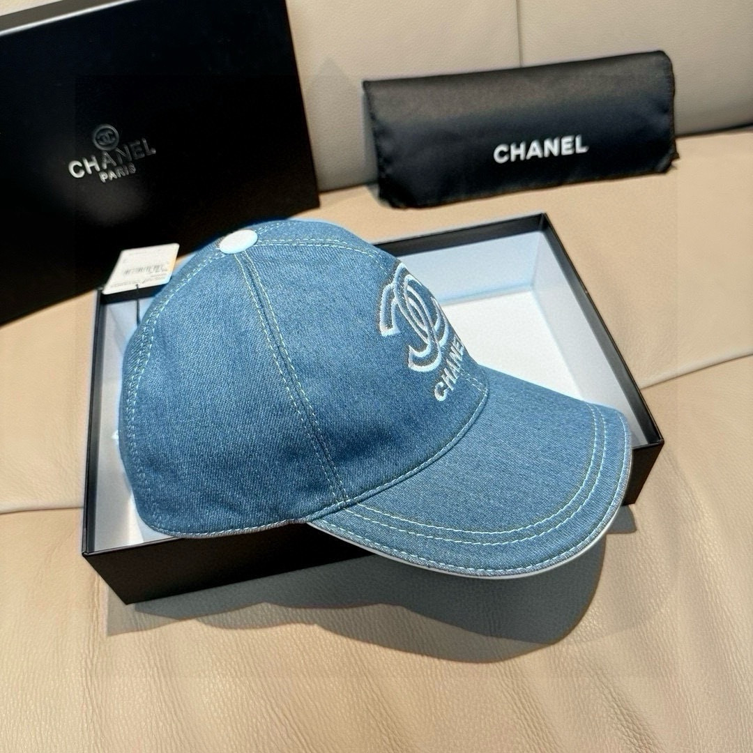 配盒子布袋，Chanel(香奈儿)新款原单棒球帽， 牛仔双C刺绣,专柜1:1开模订制，原版牛仔布料+头层