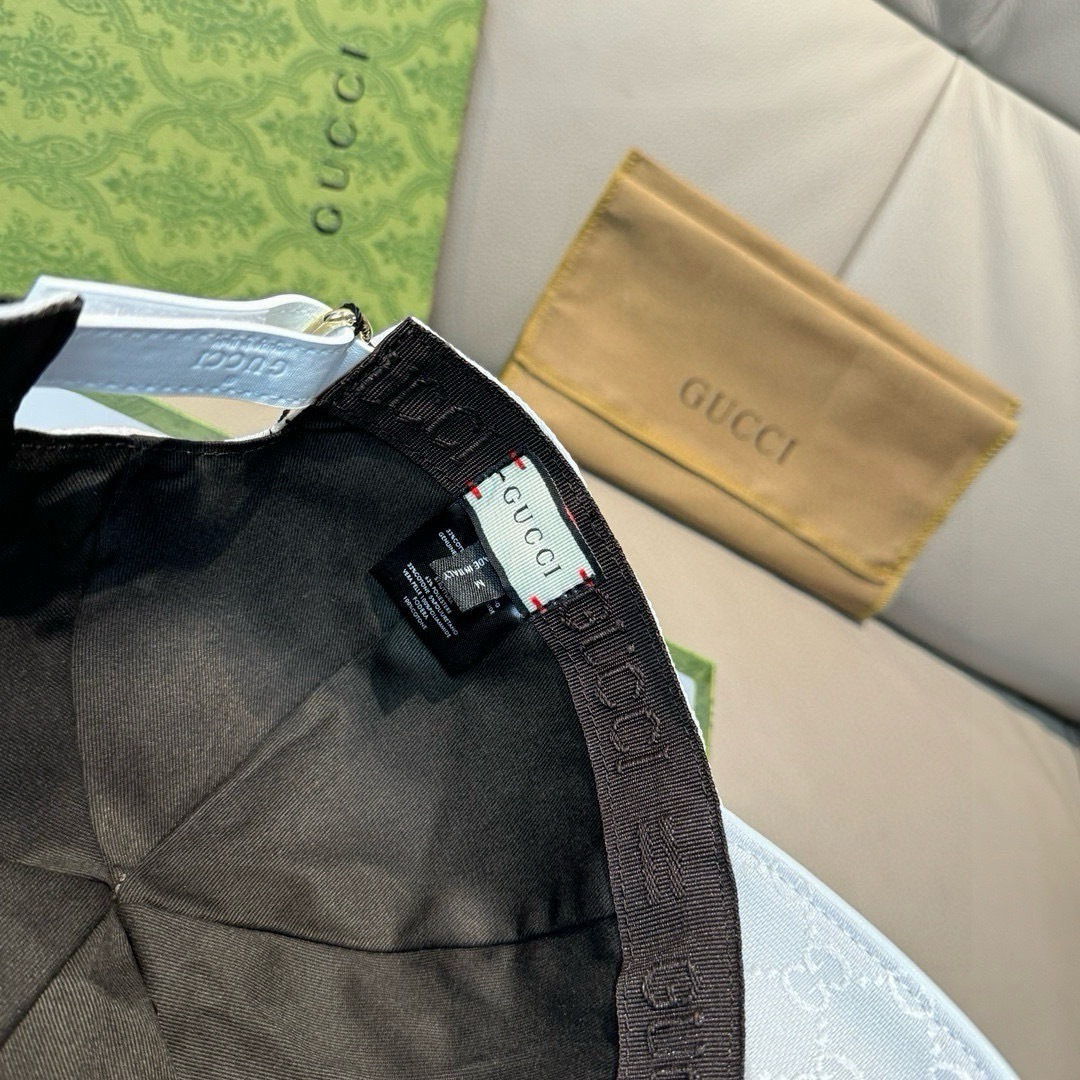 万年经典款出货！配盒子布袋，Gucci(古奇)经典原单棒球帽😍😍小蜜蜂，专柜1:1开模订制，最高版本，原