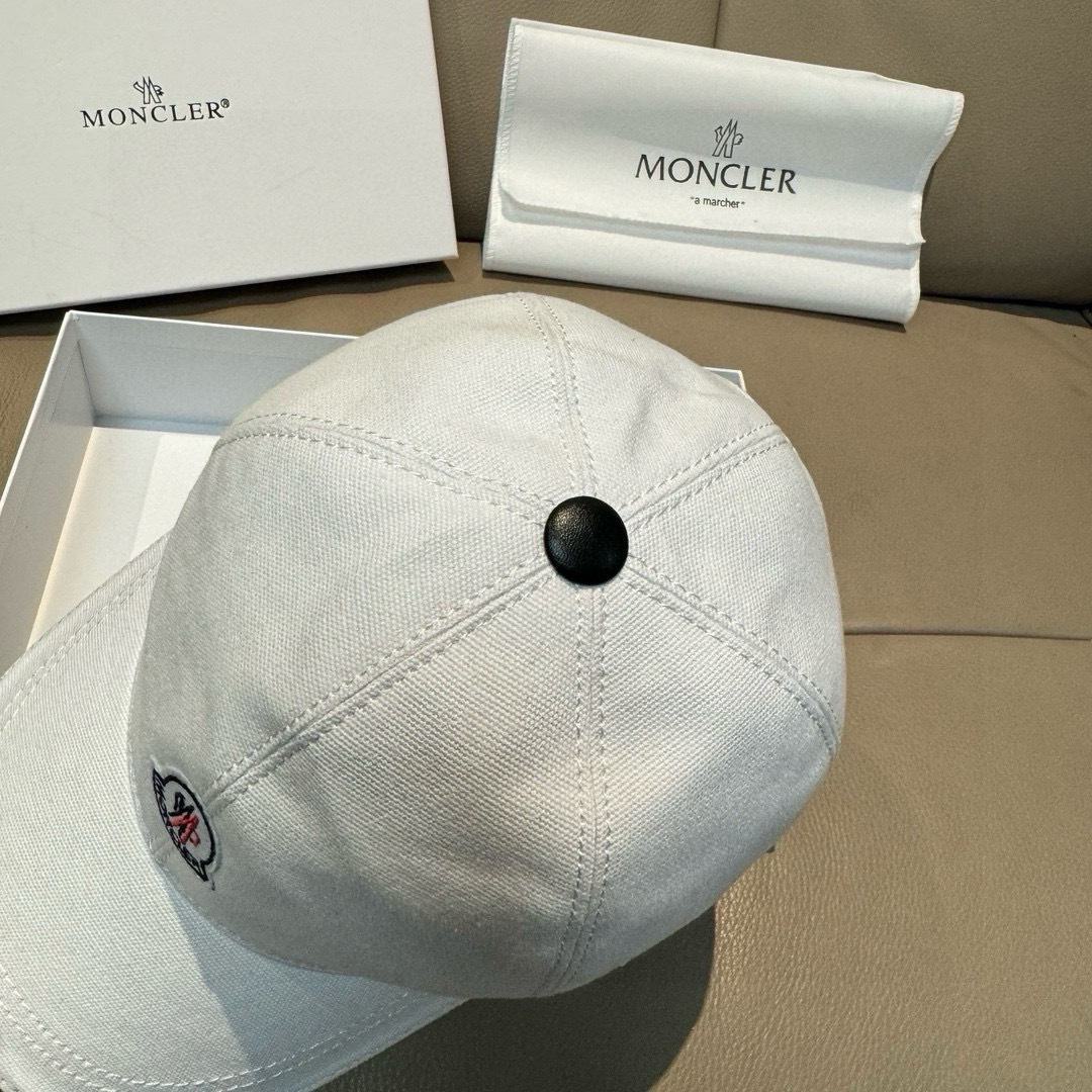 配包装布袋，Moncler蒙口新款原单棒球帽，专柜1:1开模订制，全新立体刺绣，原版帆布料+头层牛皮，纯