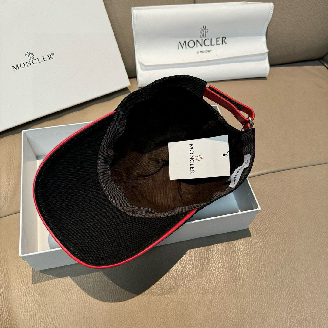 配包装布袋，Moncler蒙口新款原单棒球帽，专柜1:1开模订制，全新立体刺绣，原版帆布料+头层牛皮，纯
