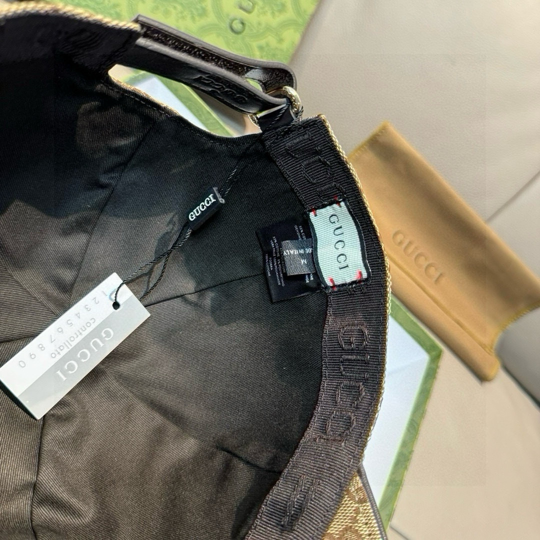 爆款全色到货NY&Gucci（古奇)合作款棒球帽， 专柜最新款，NY刺绣，1:1开模订制，原厂透气帆布料