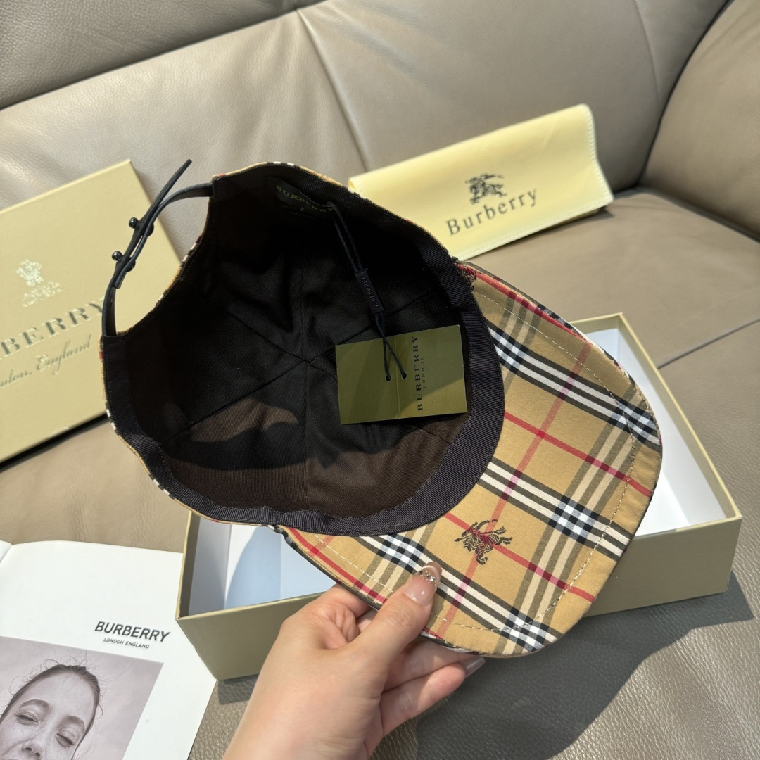 配包装布袋，巴宝莉原单棒球帽， TB格子战马，专柜1:1开模订制，纯棉面料+头层牛皮，轻盈透气！实物拍摄