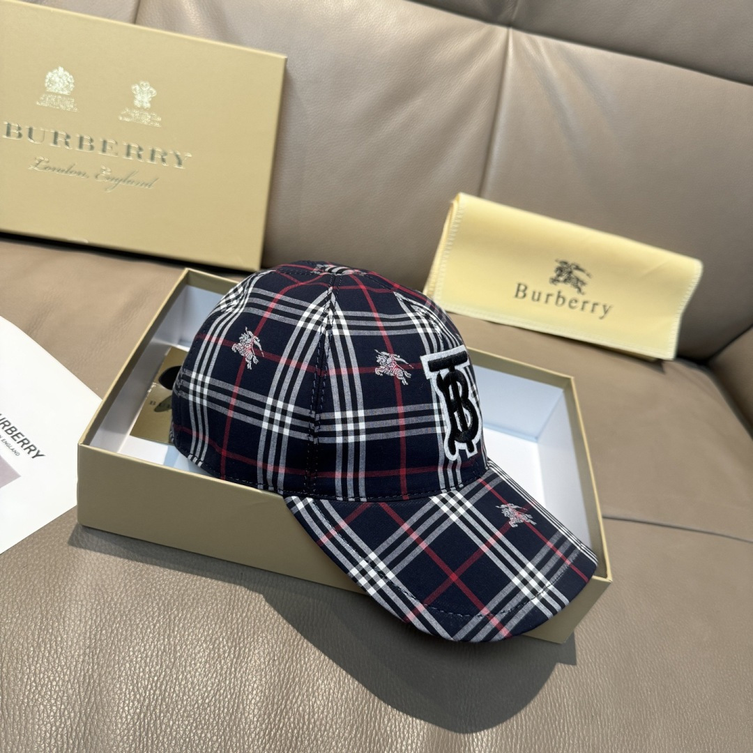 配包装布袋，巴宝莉原单棒球帽， TB格子战马，专柜1:1开模订制，纯棉面料+头层牛皮，轻盈透气！实物拍摄