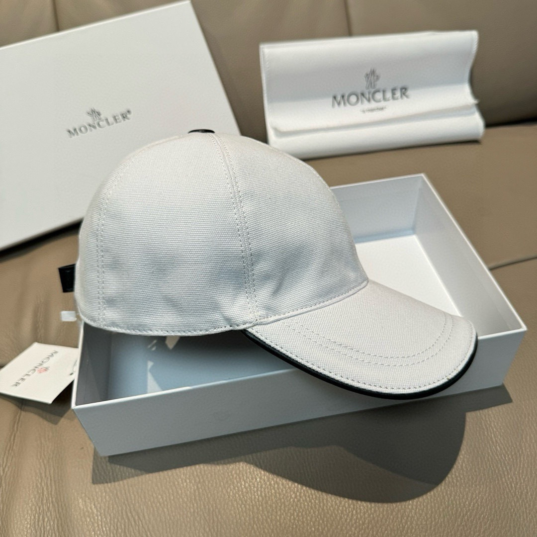 配包装布袋，Moncler蒙口经典原单棒球帽，经典流行款，专柜1:1开模订制，原版帆布料+头层牛皮，纯棉
