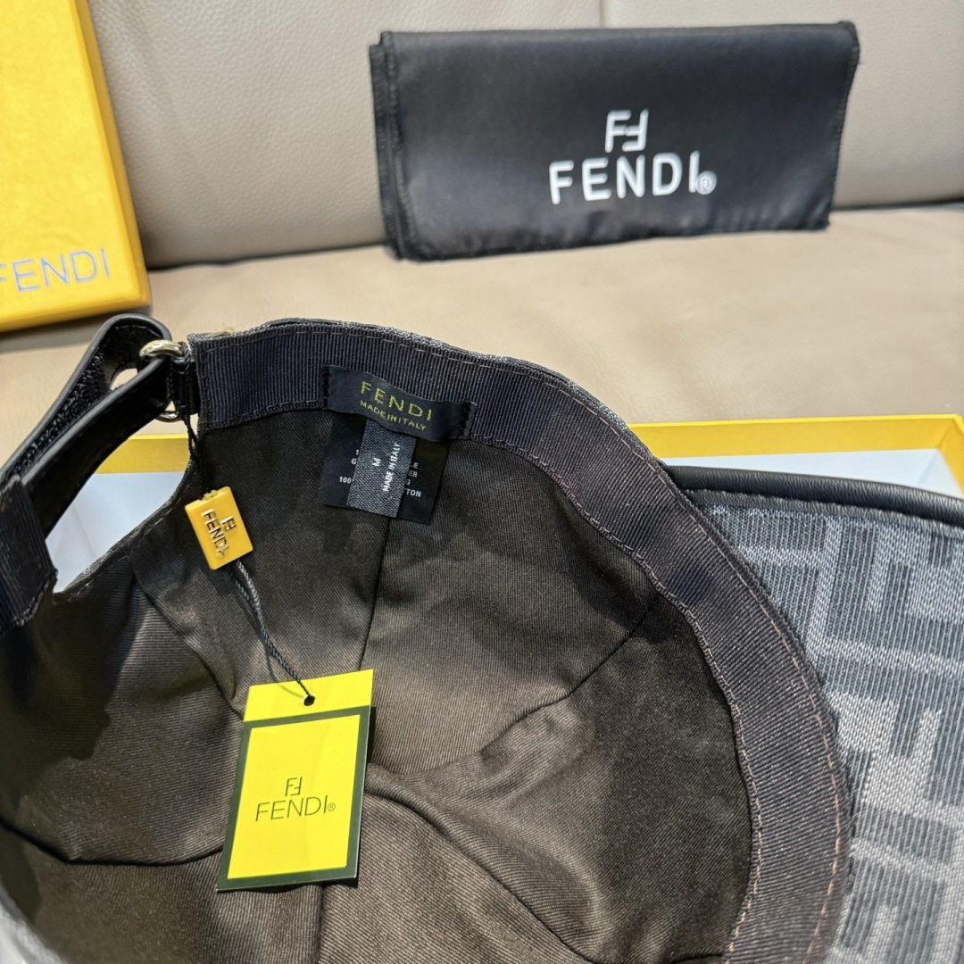 配盒子布袋，Fendi（芬迪）新款原单棒球帽， 双F提花，专柜常年热卖款，口碑极佳，1:1开模订制，原版