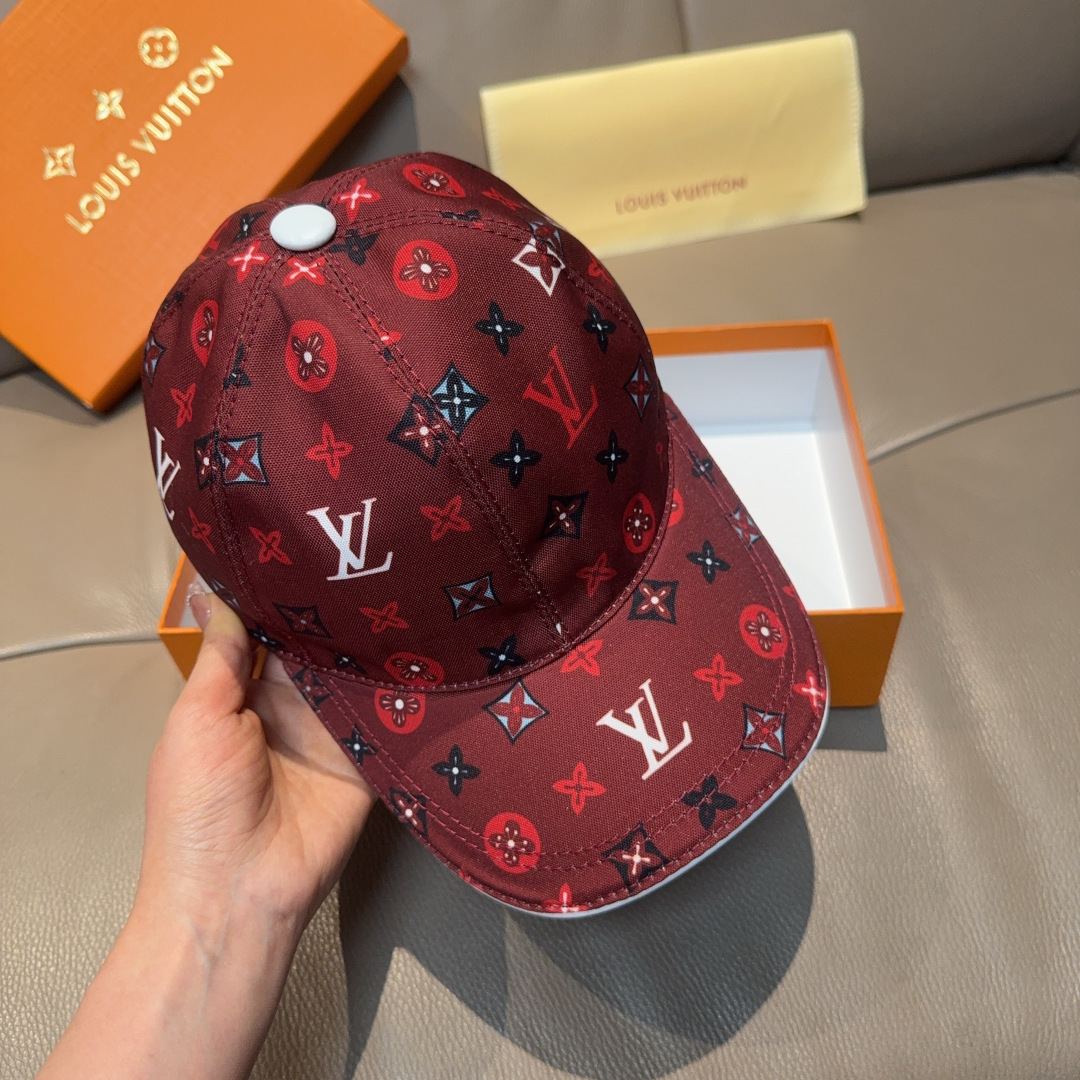 配盒子布袋，LV(路易威登)新款原单棒球帽， 专柜1:1开模订制，原版帆布料+头层牛皮，轻盈透气！质量超