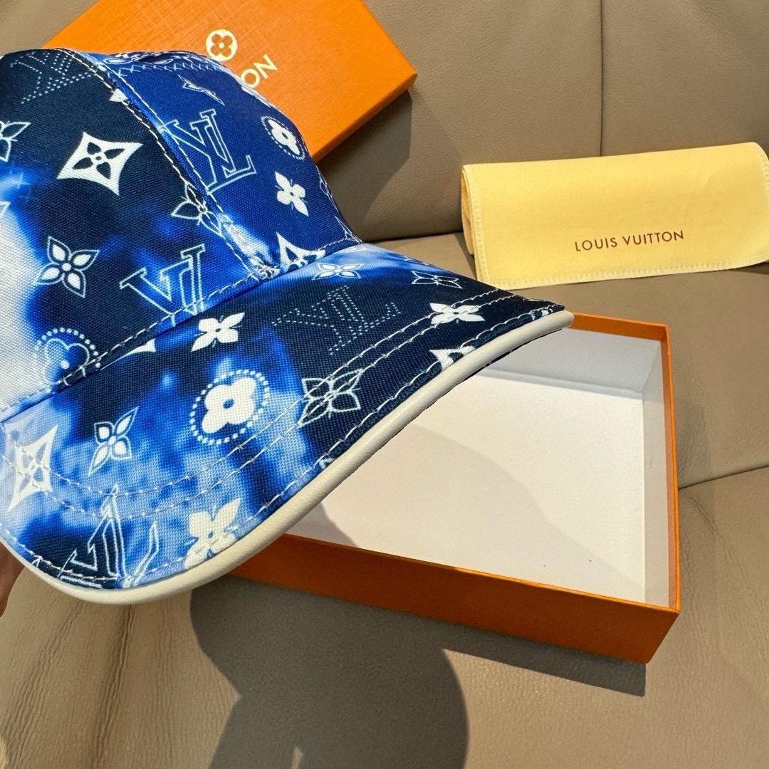 配盒子布袋，LV路易威登新款原单棒球帽，lv丝印，1:1开模订制，原版丝印绸缎面料+头层牛皮，时尚帅气质