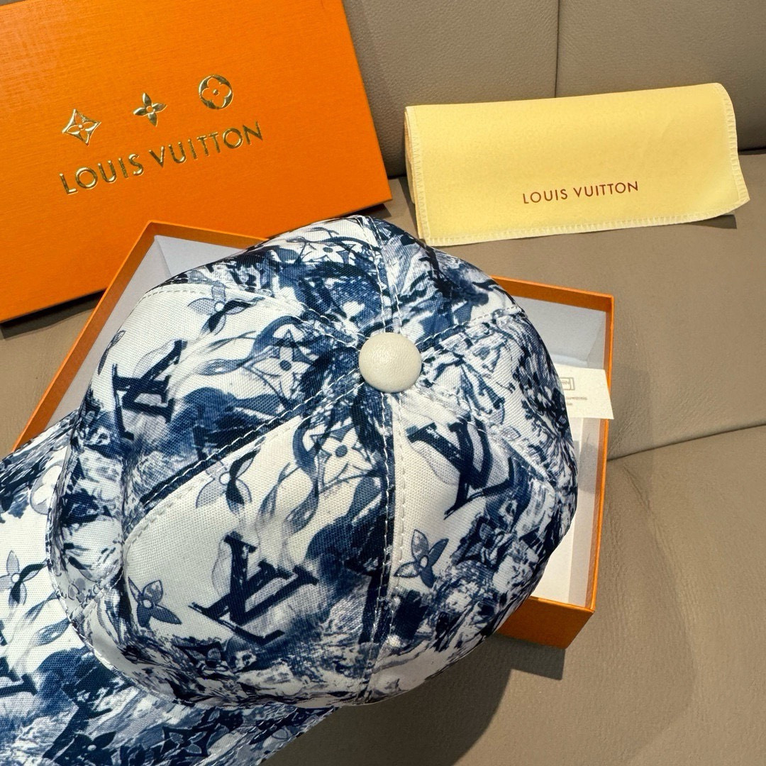 配盒子布袋，LV路易威登新款原单棒球帽，lv丝印，1:1开模订制，原版丝印绸缎面料+头层牛皮，时尚帅气质